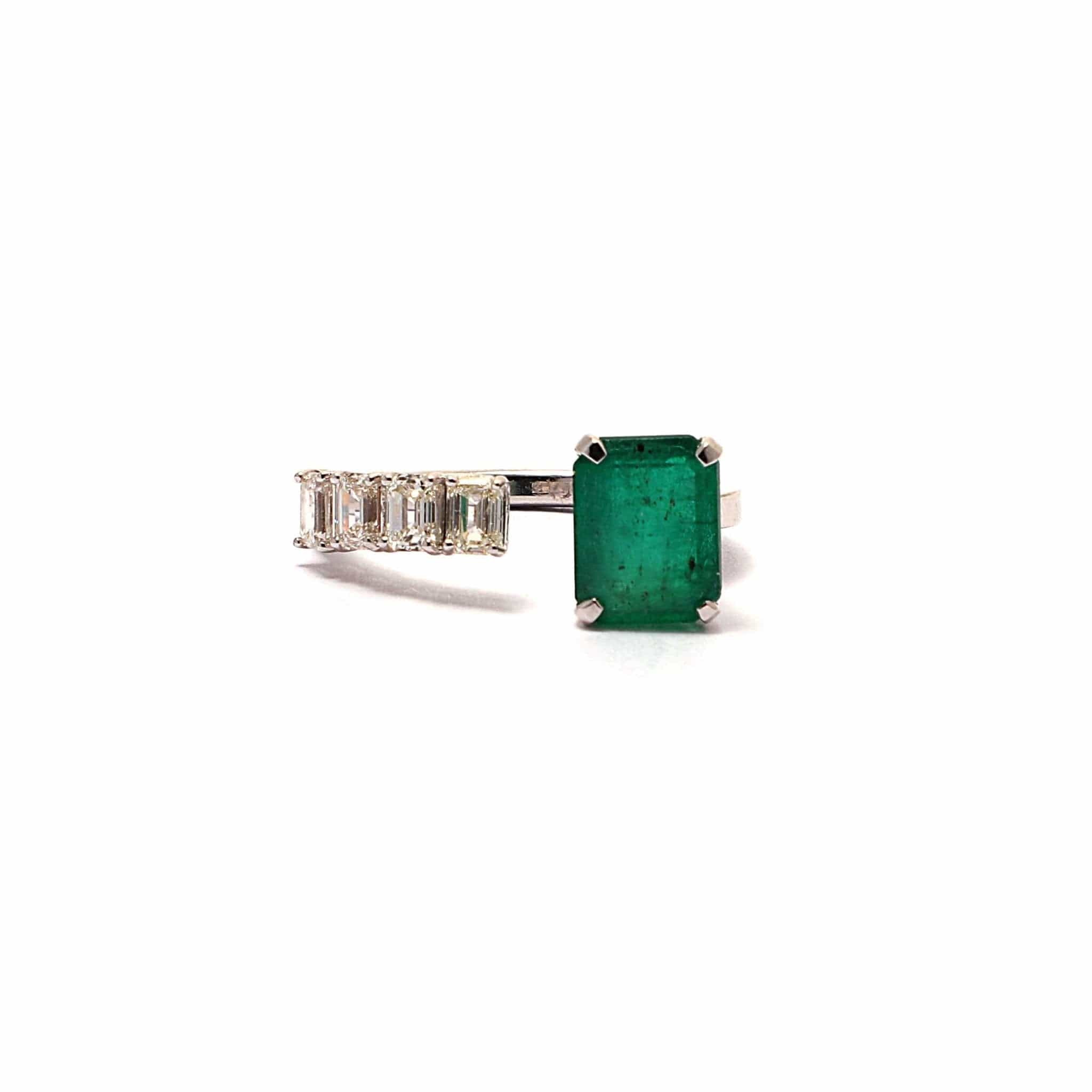 Prakshi Bloom Ring with Emerald cut and Round Diamonds - M.Fitaihi